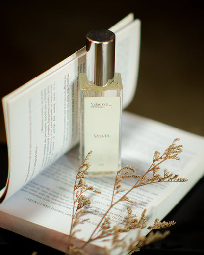 Natural Ingredients Used in Sylvia Perfume: Fruity, Floral, and Woody Notes